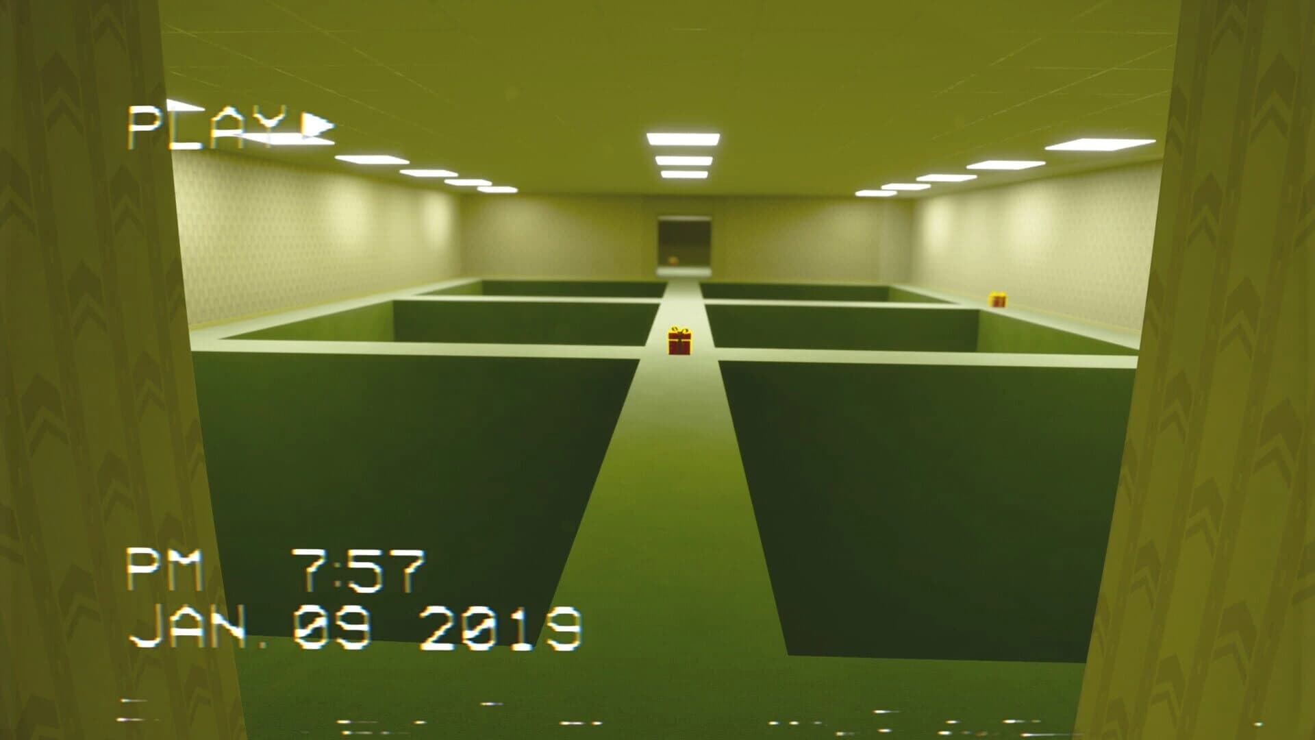 Backrooms Santa screenshot 3