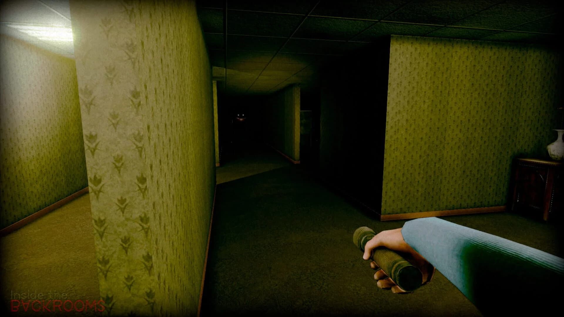 Inside the Backrooms screenshot 5