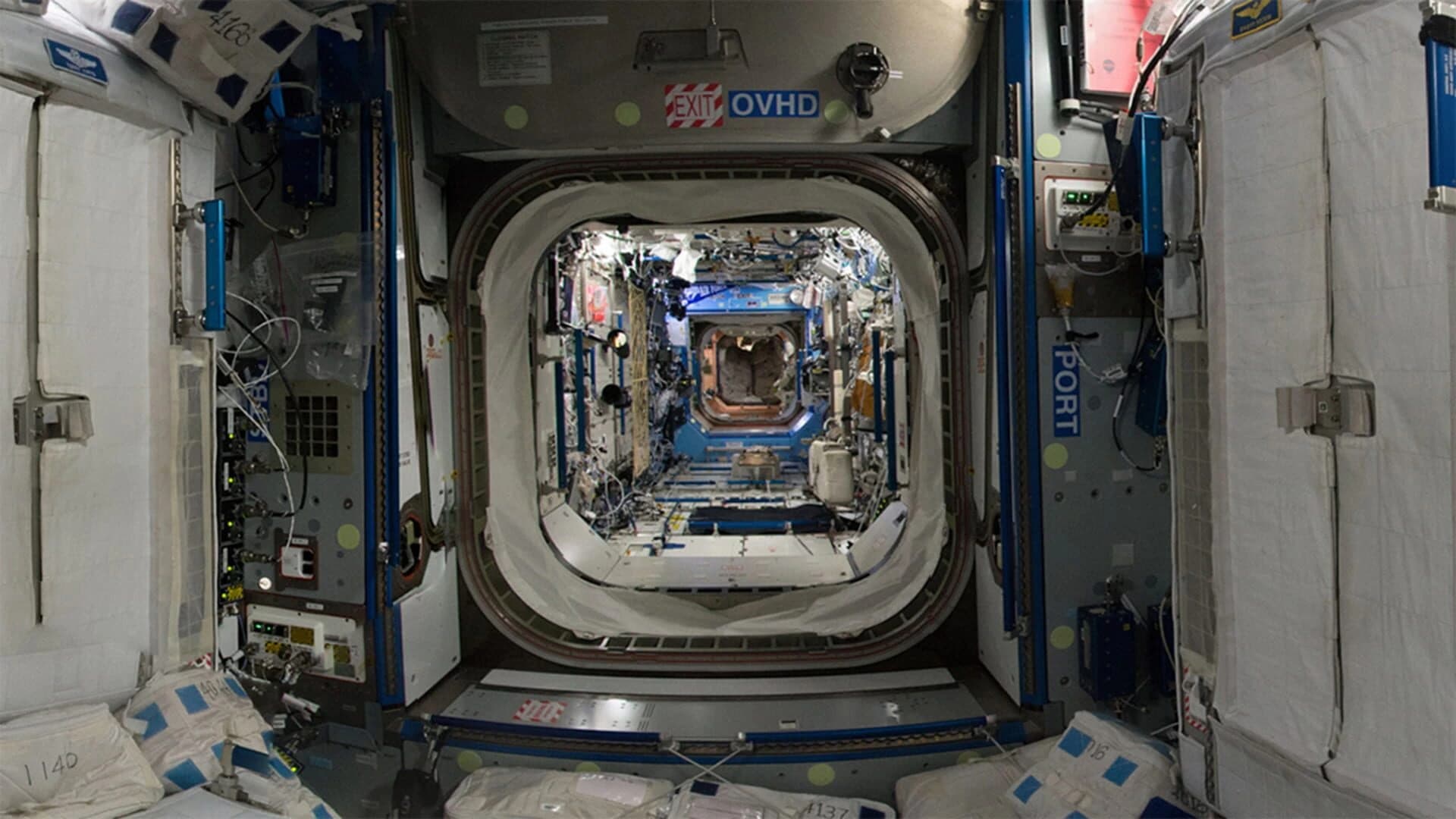 International Space Station Tour VR screenshot 4