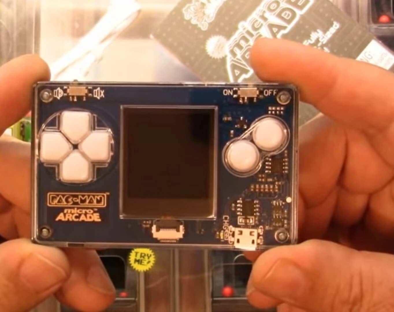 Micro Arcade: Pac-Man screenshot 1