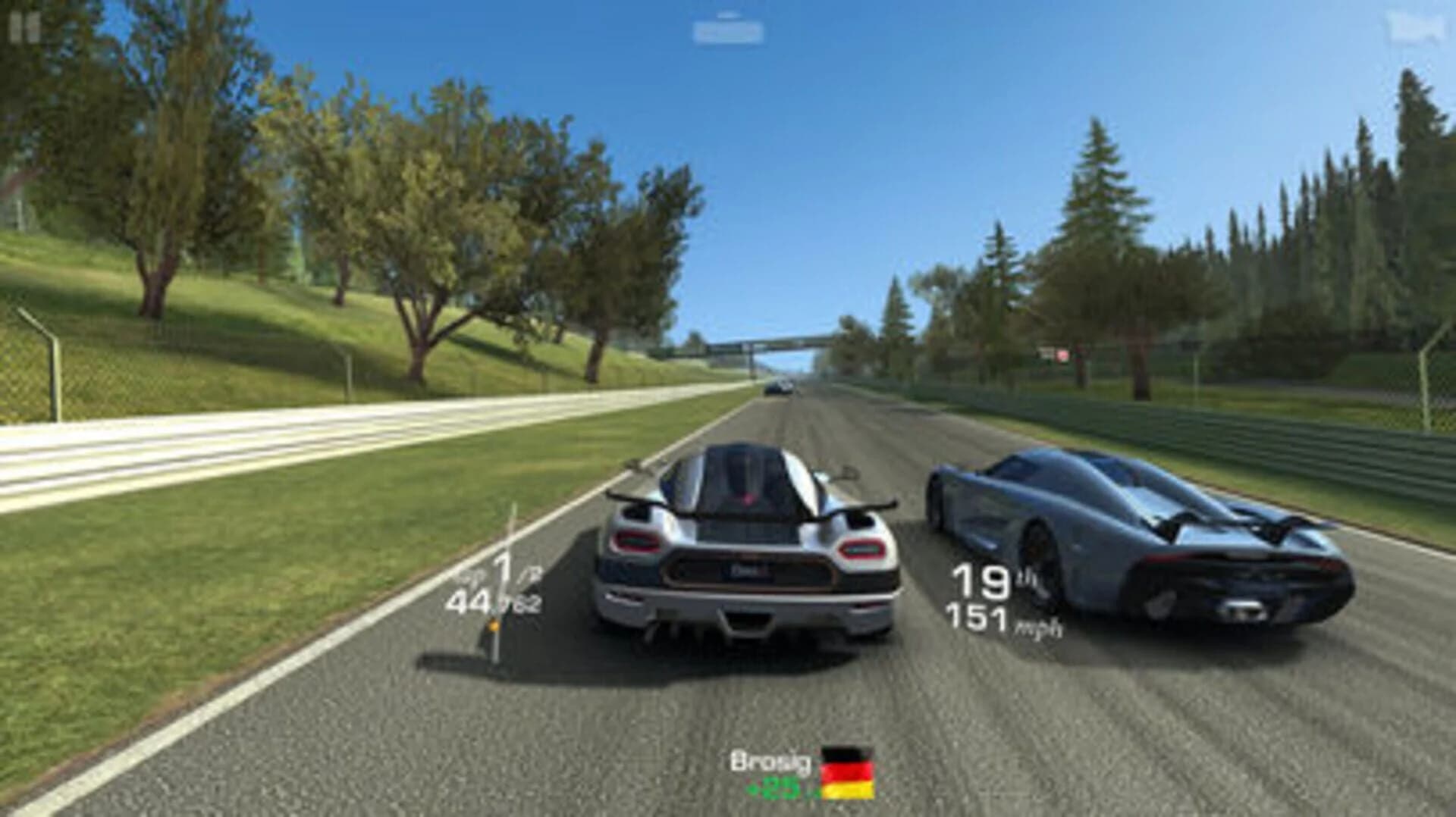 Real Racing 3 screenshot 2
