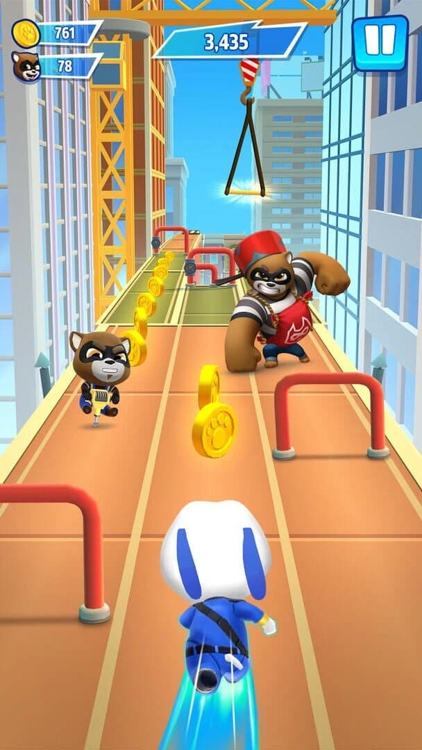 Talking Tom Hero Dash screenshot 3