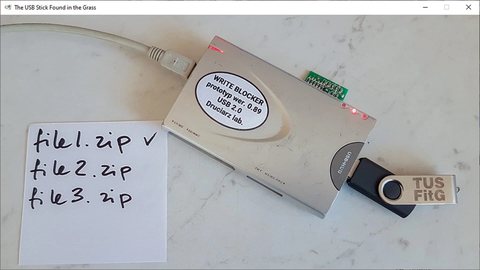 The USB Stick Found in the Grass screenshot 4