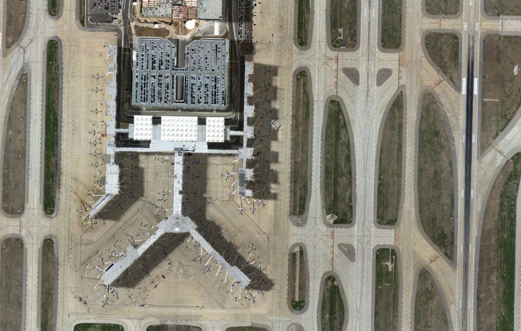 Tower!2011:SE - Memphis KMEM Airport screenshot 3