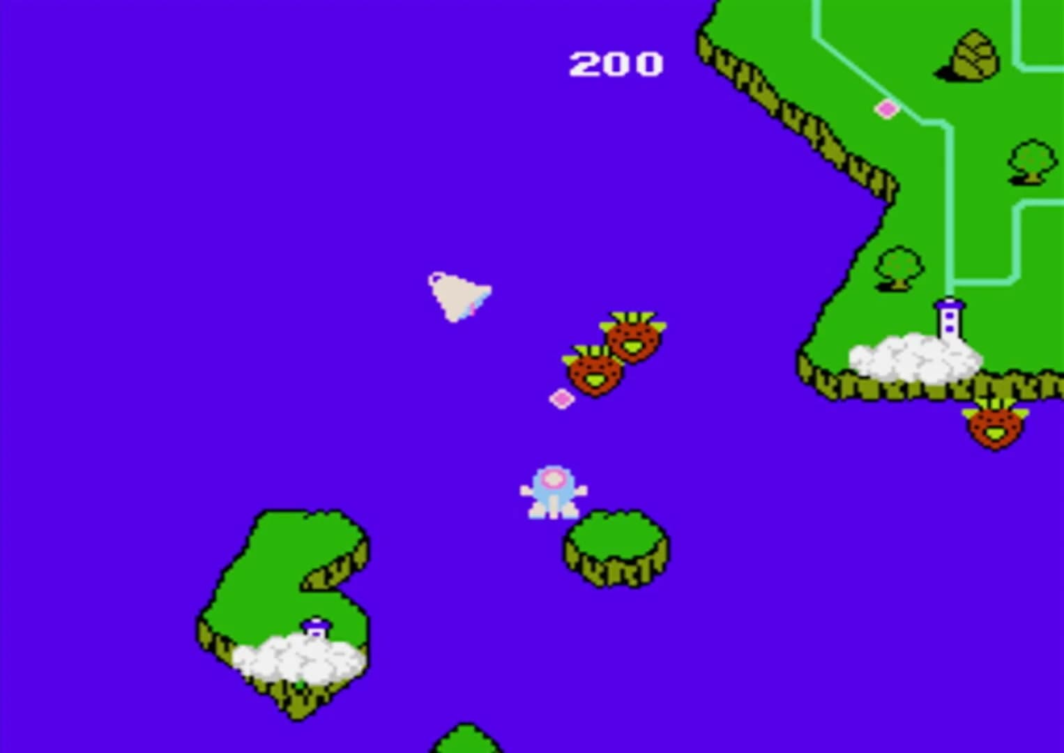 TwinBee screenshot 2